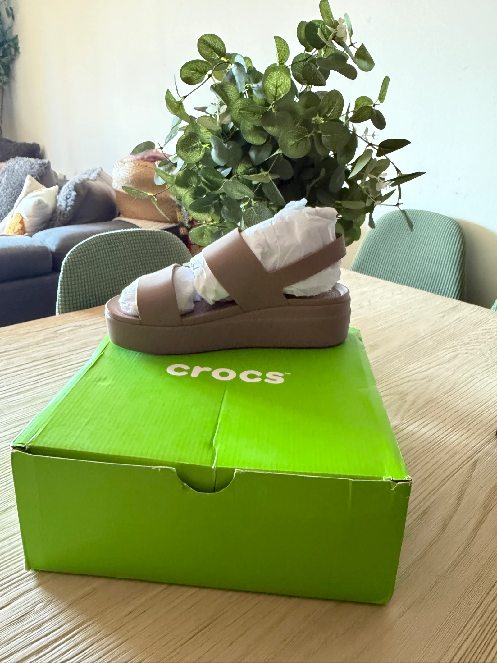 Crocs Brooklyn Low Wedge in latte/ mushroom 39/40 – photo 2